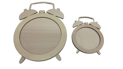 Sveglia in Legno lavorata A Laser. Dimensioni 15 X 12 cm